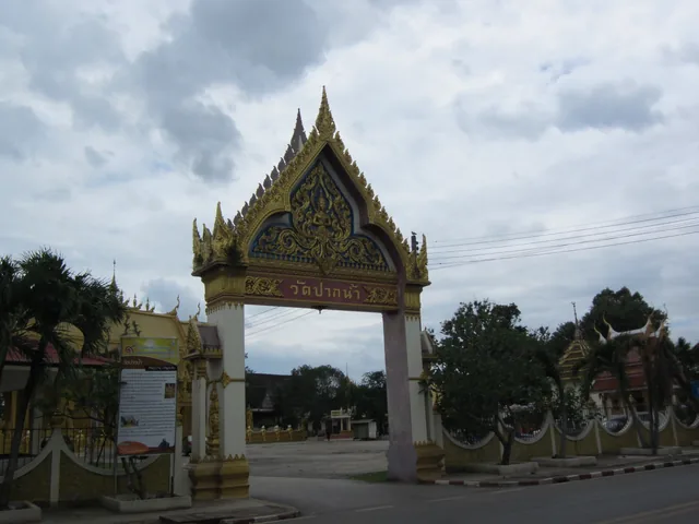 Ornate gateway of a riverside temple at Bang Khla, Chachoengsao